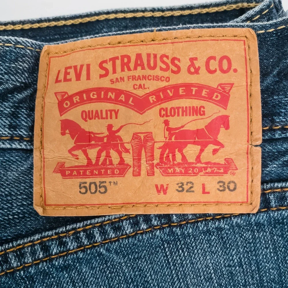 Levi's 505 Regular Fit Jeans Mens 32x30 Blue Straight Leg Cotton Fits 32 X 29
